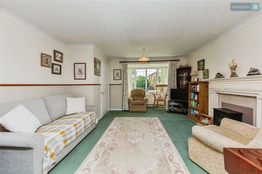 Property photo 3 of 25 Picture No. 02