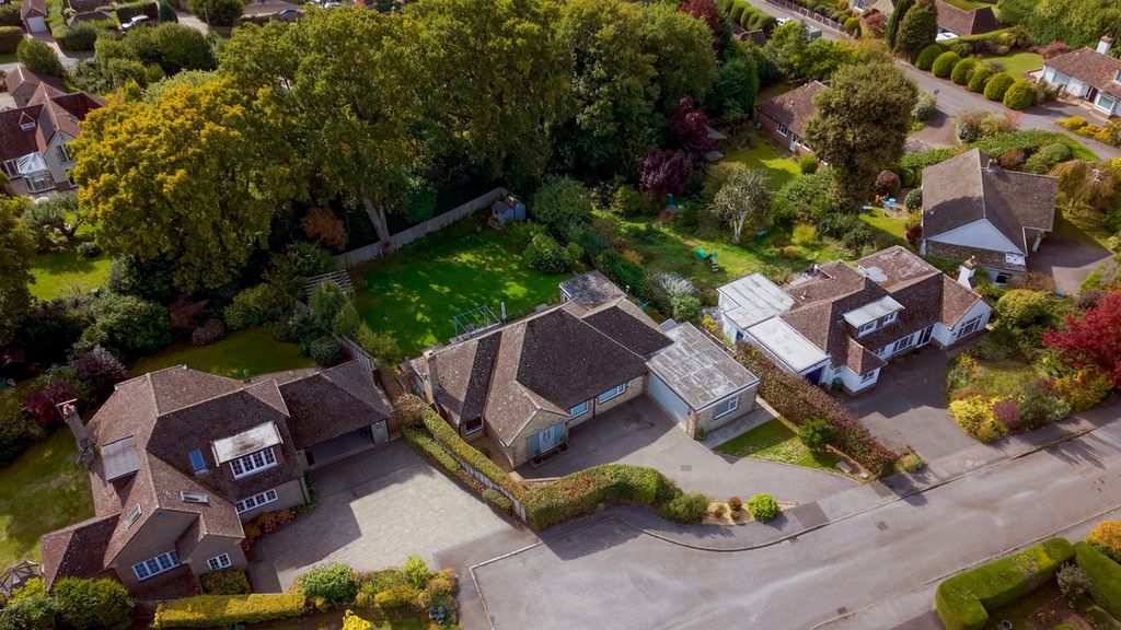 Property photo 2 of 18