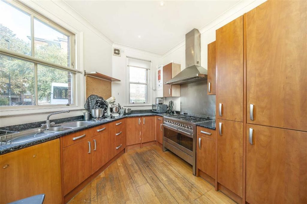 Property photo 3 of 8