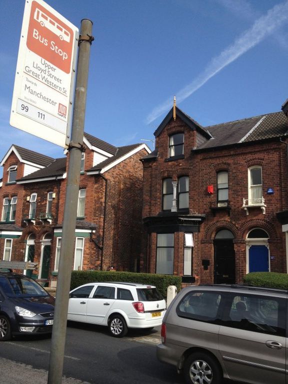 Property photo 3 of 19 Busstopsign.Jpg