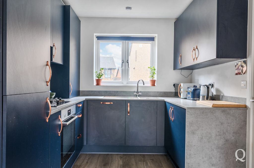 Property photo 2 of 23 Fc690269-Fe42-409...