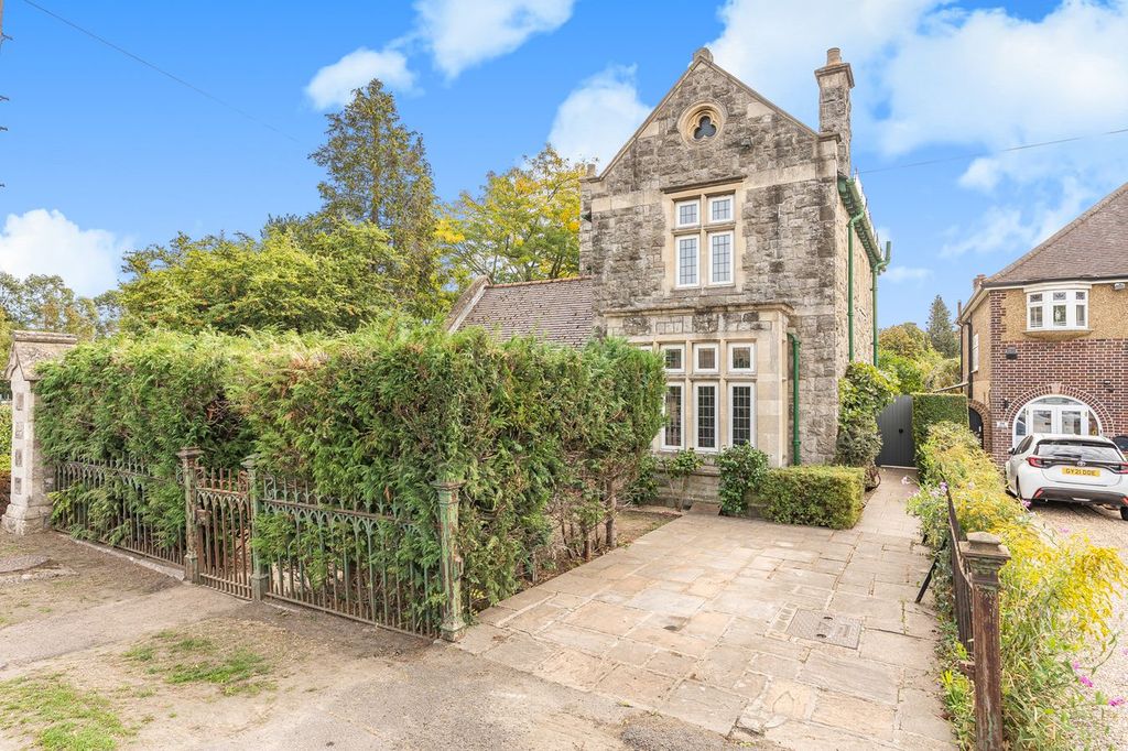 Property photo 1 of 16