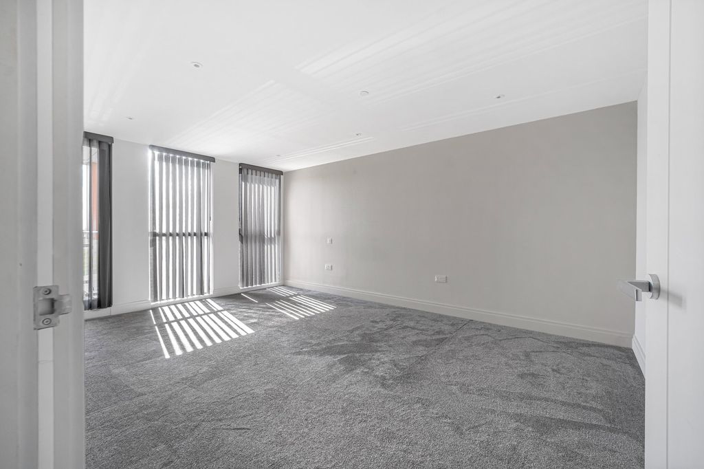 Additional image 22 of 3 bed penthouse for saleRest Bay, Porthcawl CF36