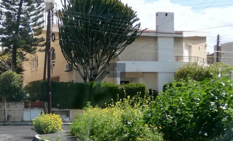 Property photo 3 of 4