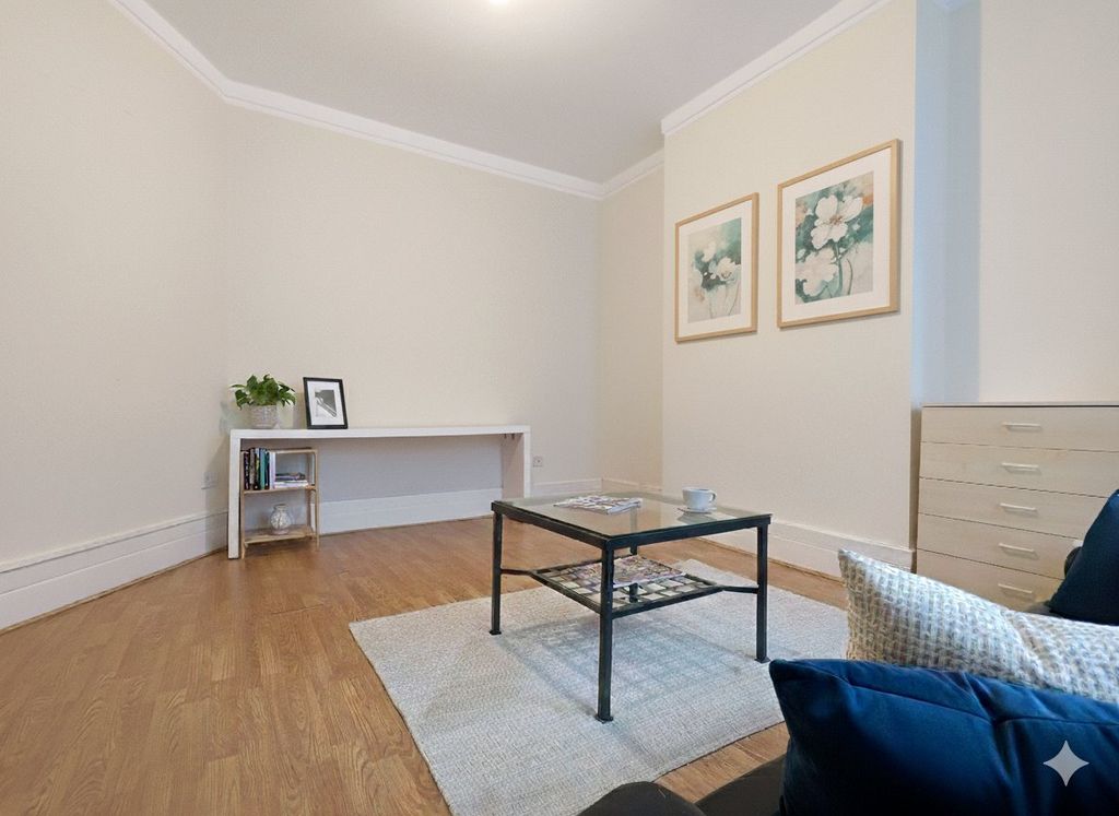 Property photo 1 of 12 Picture No. 28