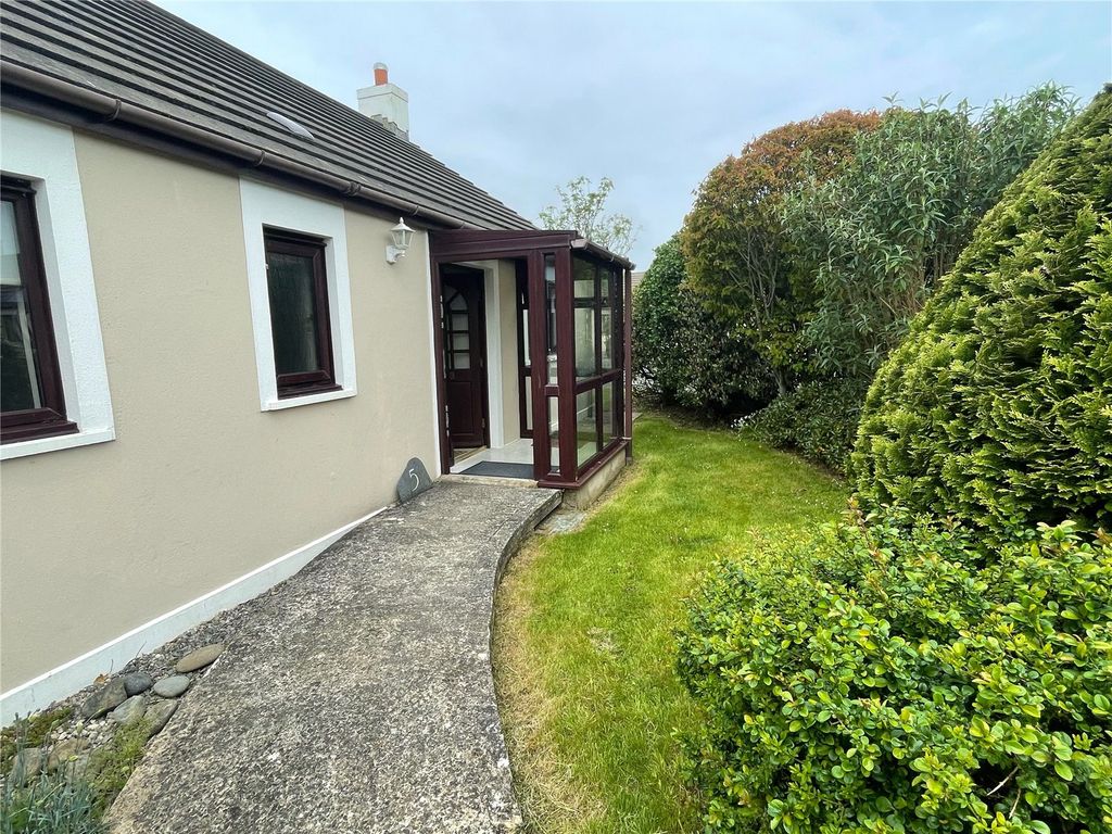 Property photo 2 of 14 Picture No. 02