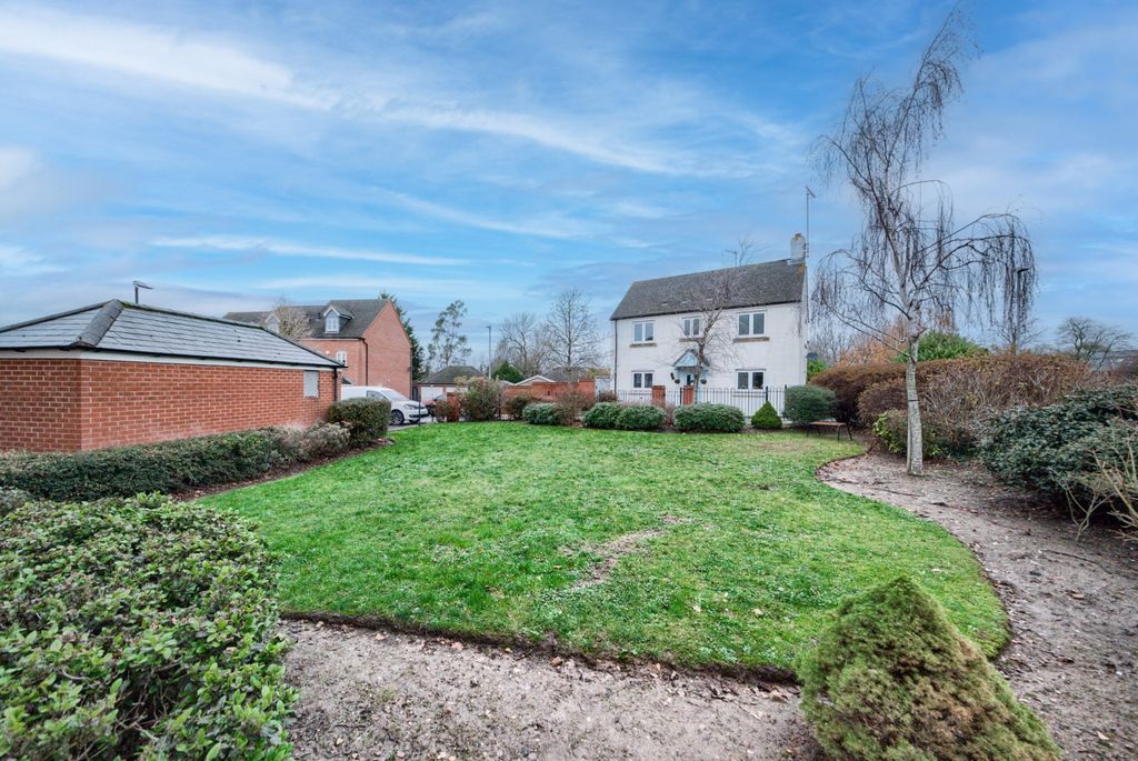 Property photo 2 of 14 Xh2A3828-Hdr(3)-Edit