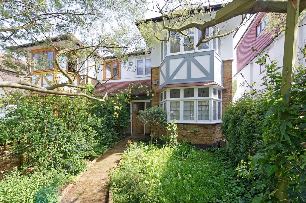 Property photo 2 of 14