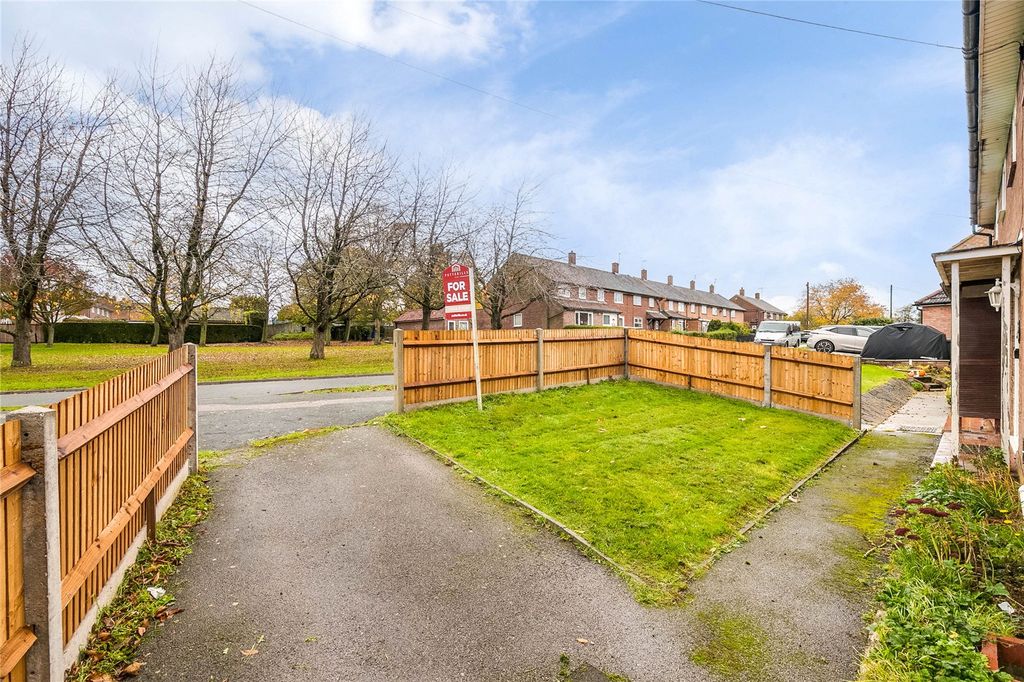 Property photo 2 of 20 Picture No. 12