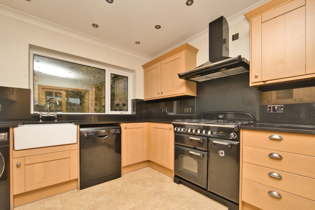 Property photo 1 of 12 Picture 1