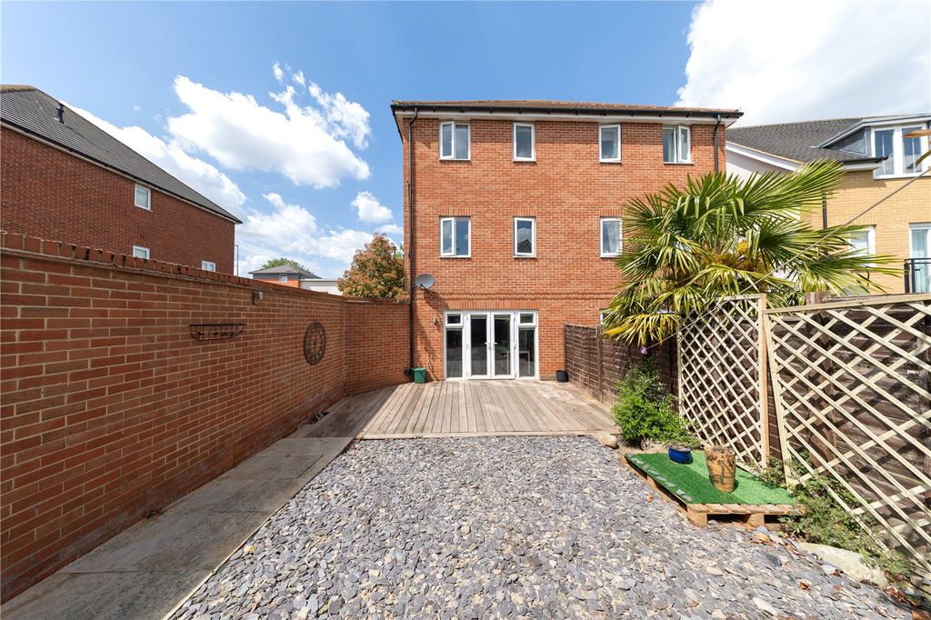 Property photo 1 of 18 Rear