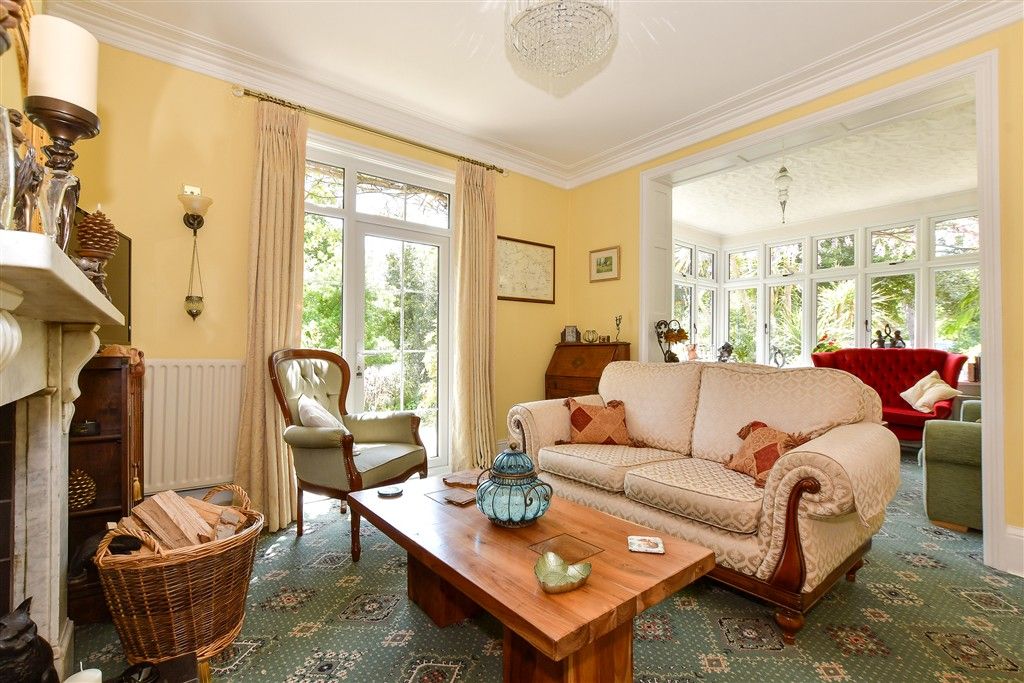 Property photo 2 of 28 Sitting Room