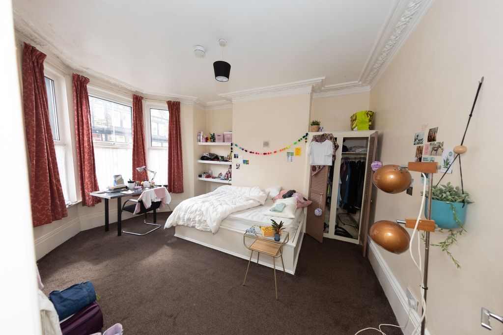 Property photo 2 of 6 Bright And Welcoming Bedroom With Large Windows Of...