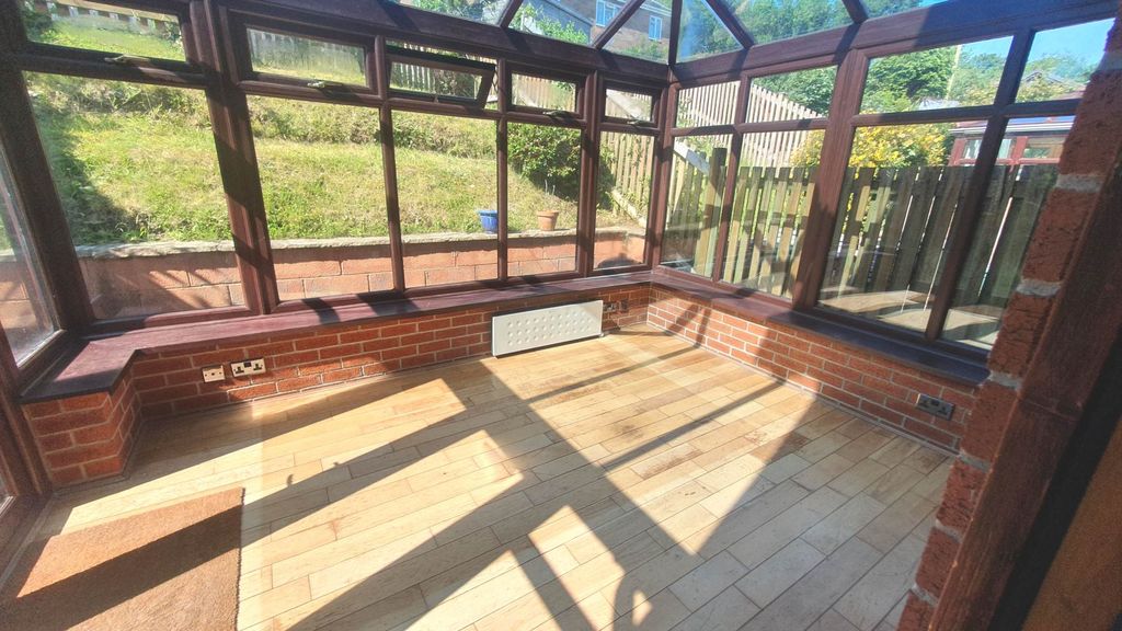 Property photo 3 of 24