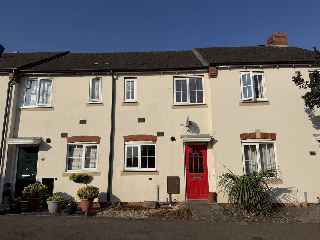 Property photo 1 of 11 2 Bedroom Terraced For Sale