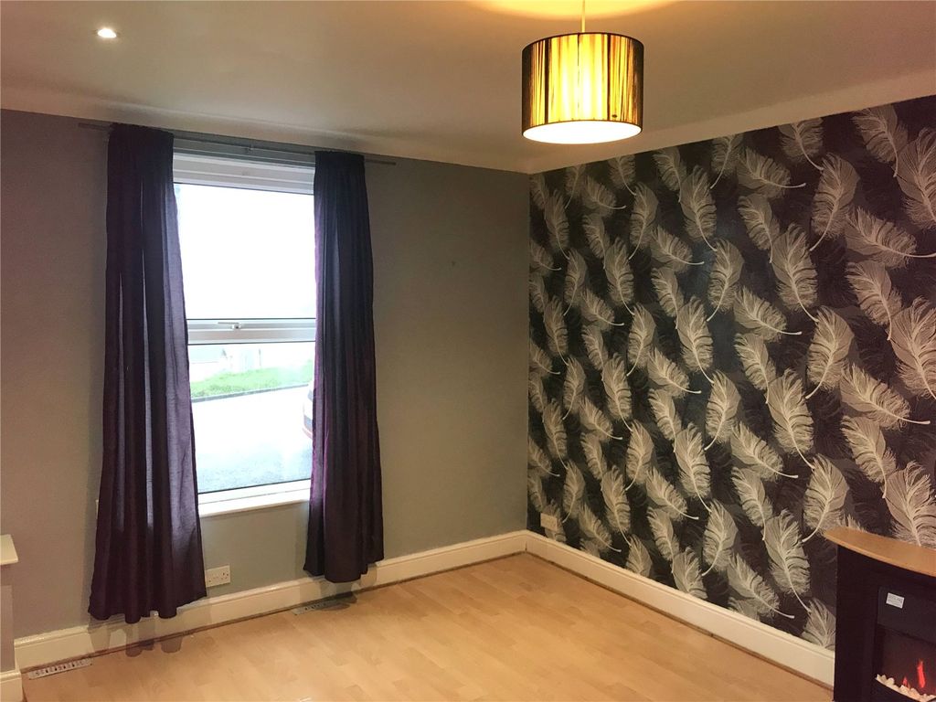 Property photo 2 of 17 Picture No. 01