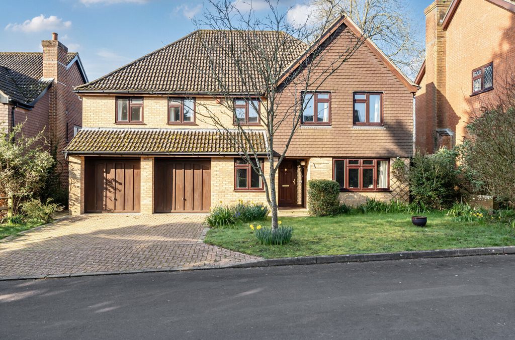 Property photo 2 of 23 1423461-1-69A7Fab...