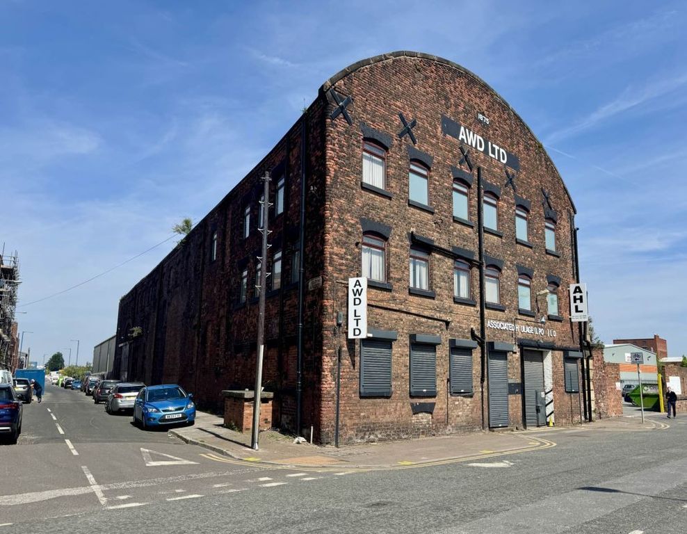 Property photo 2 of 15