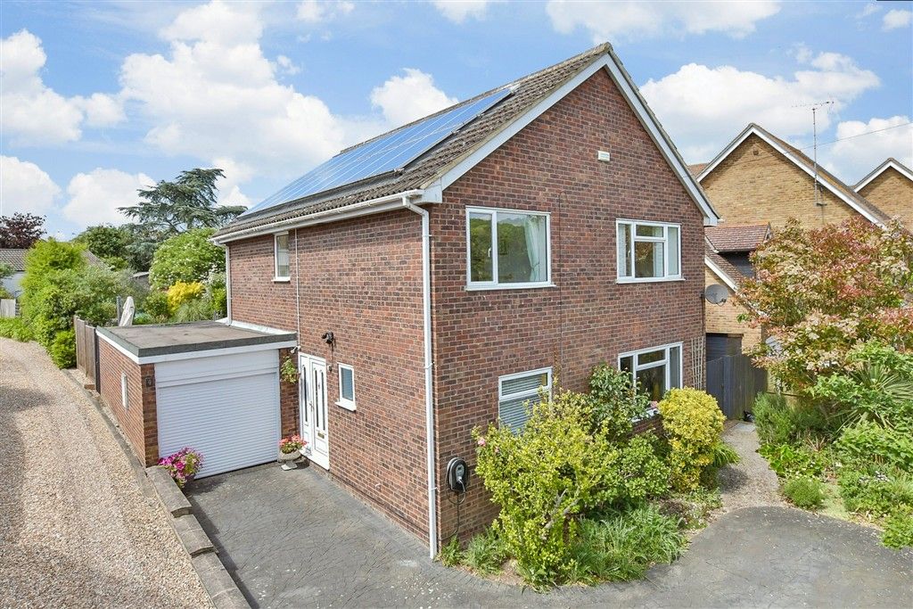 Property photo 1 of 16 External (Web)