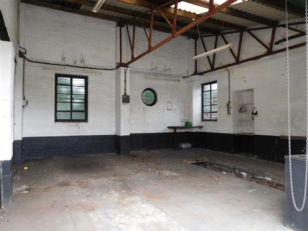 Property photo 2 of 4