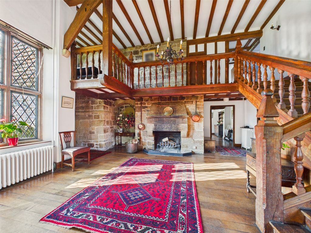 Property photo 3 of 49 Hall