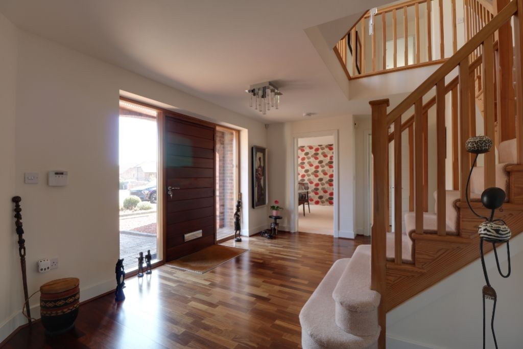Property photo 3 of 29 Entrance Hallway