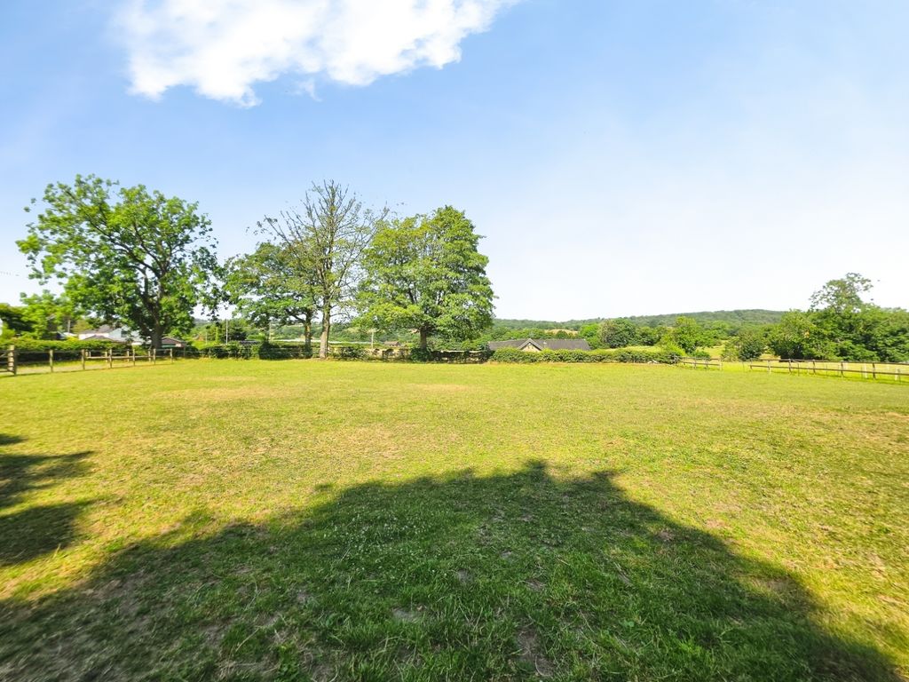 Property photo 3 of 44 Pbox-Img.Jpg
