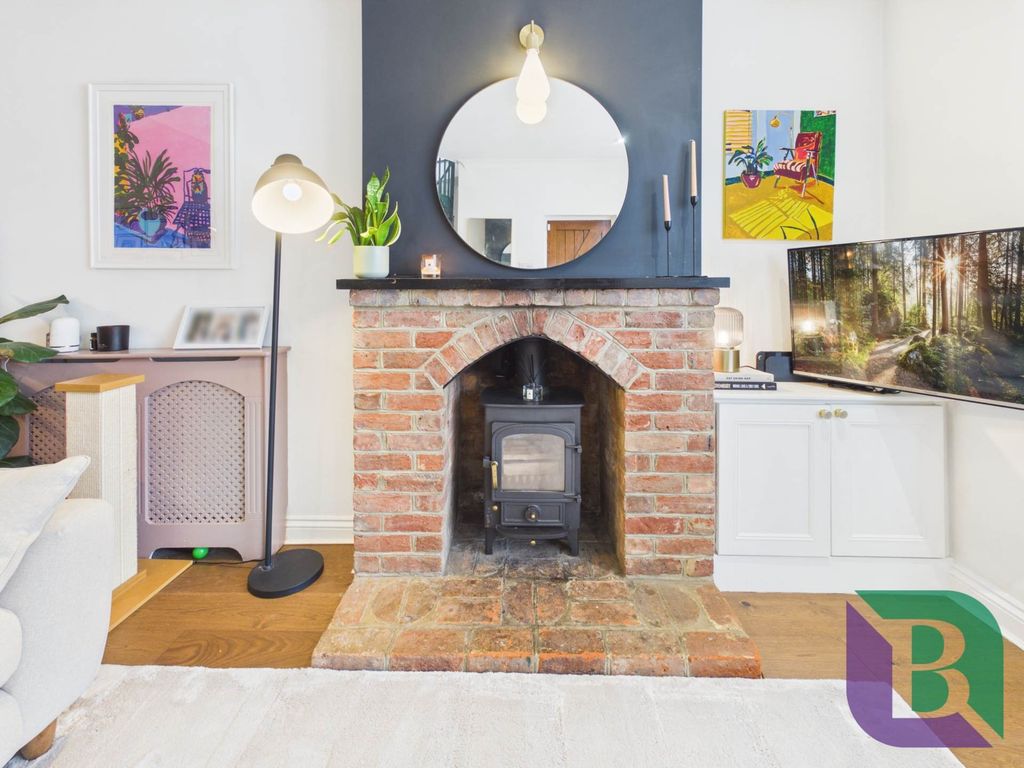 Property photo 3 of 24