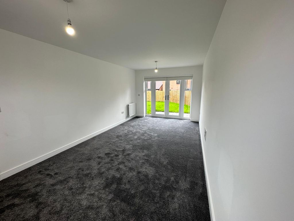 Additional image 4 of 4 bed property to rentStoney Wood Drive, Billingham TS22