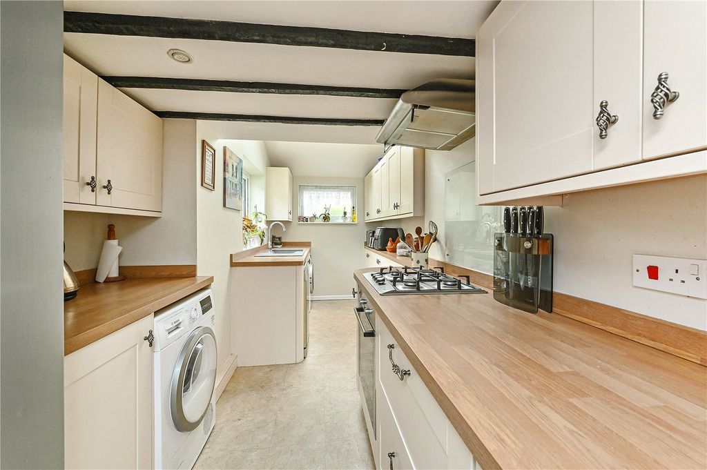Property photo 3 of 17 Picture No. 33