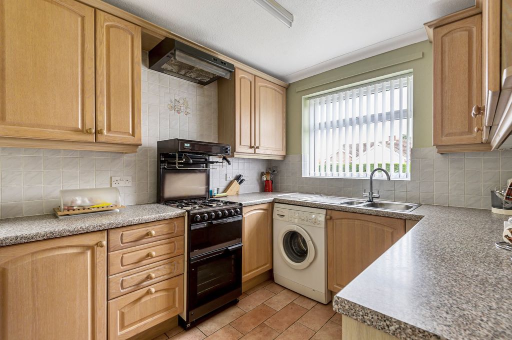 Property photo 3 of 14 Picture No. 04