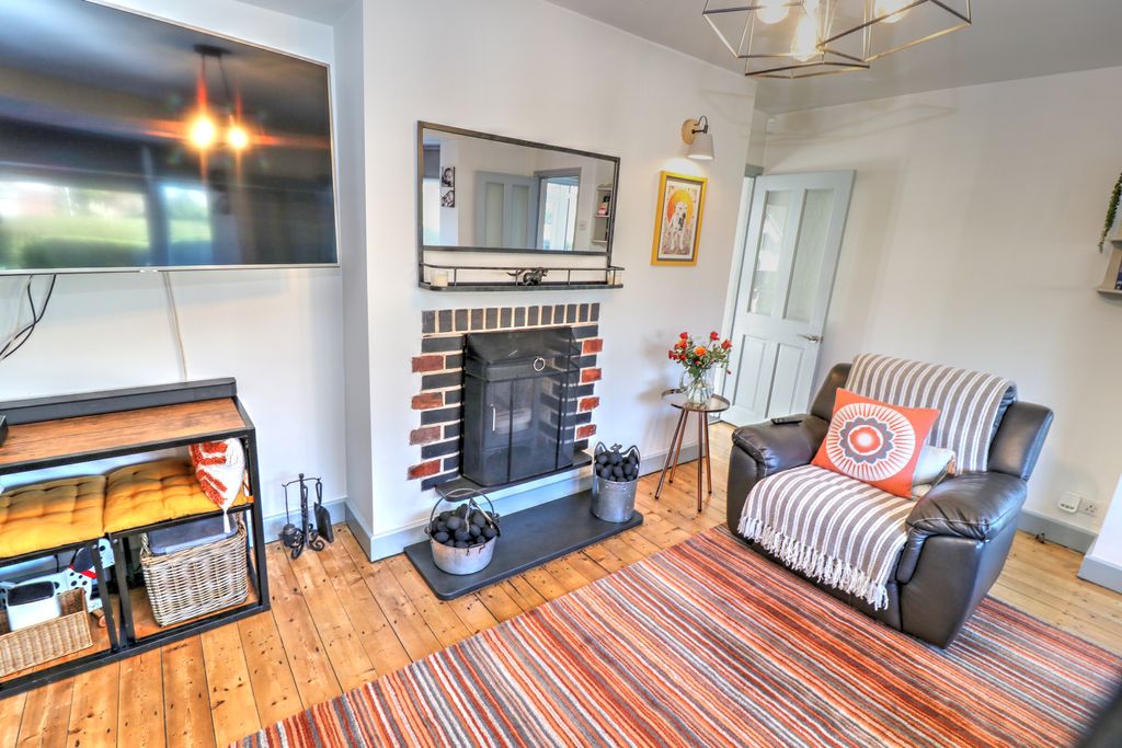 Property photo 3 of 18 Img_8061