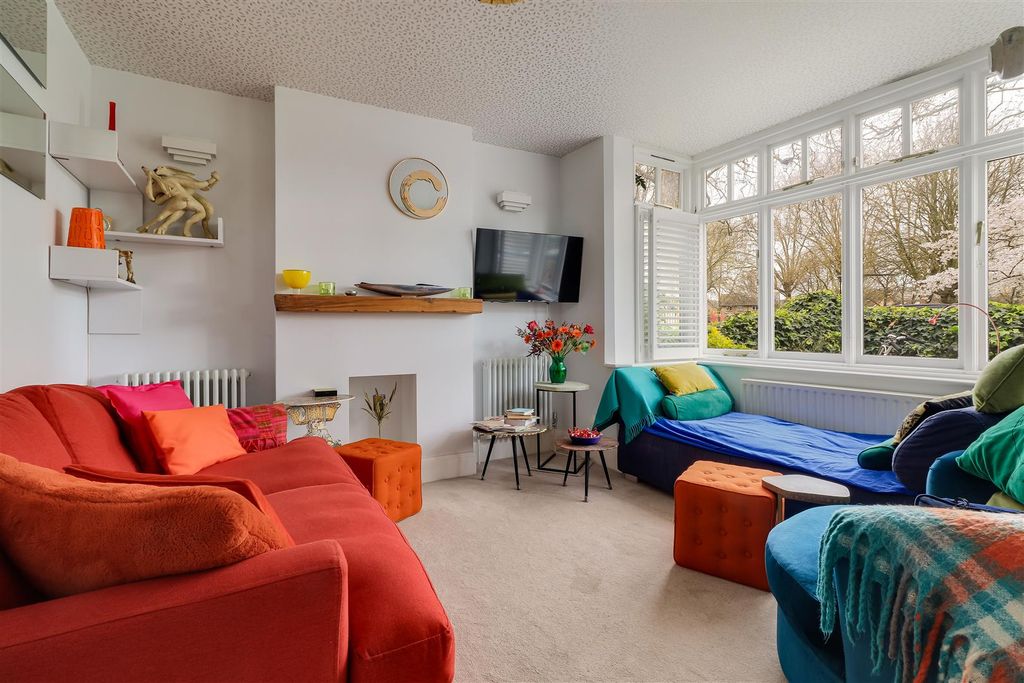 Property photo 2 of 23 Img (2).Jpg