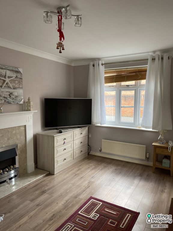 Property photo 2 of 14