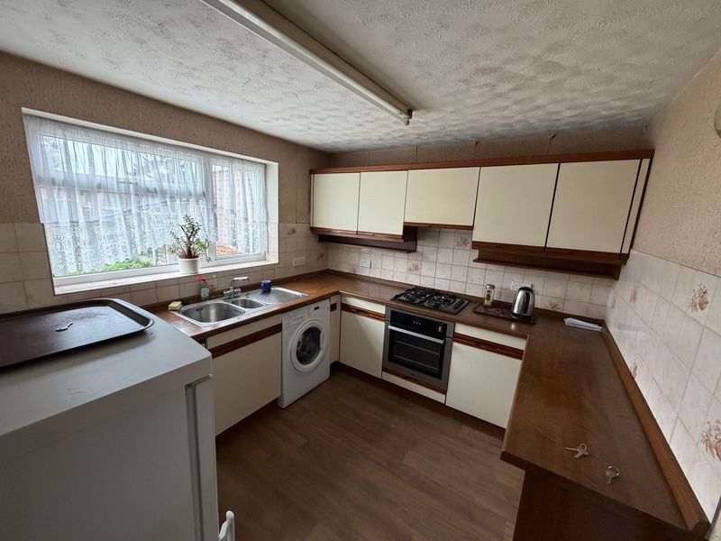 Property photo 3 of 10 Photo 7