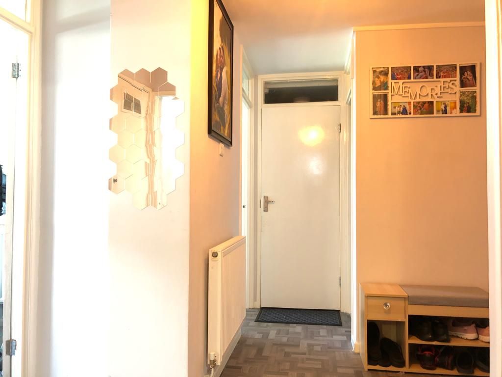 Property photo 3 of 7 Gallery