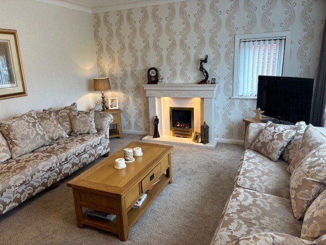 Property photo 2 of 22 Lounge