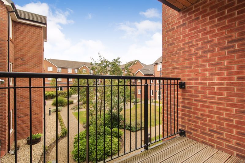 Property photo 2 of 16 Balcony