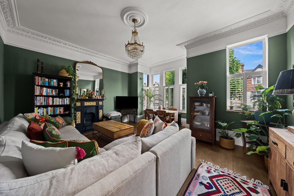 Property photo 1 of 13