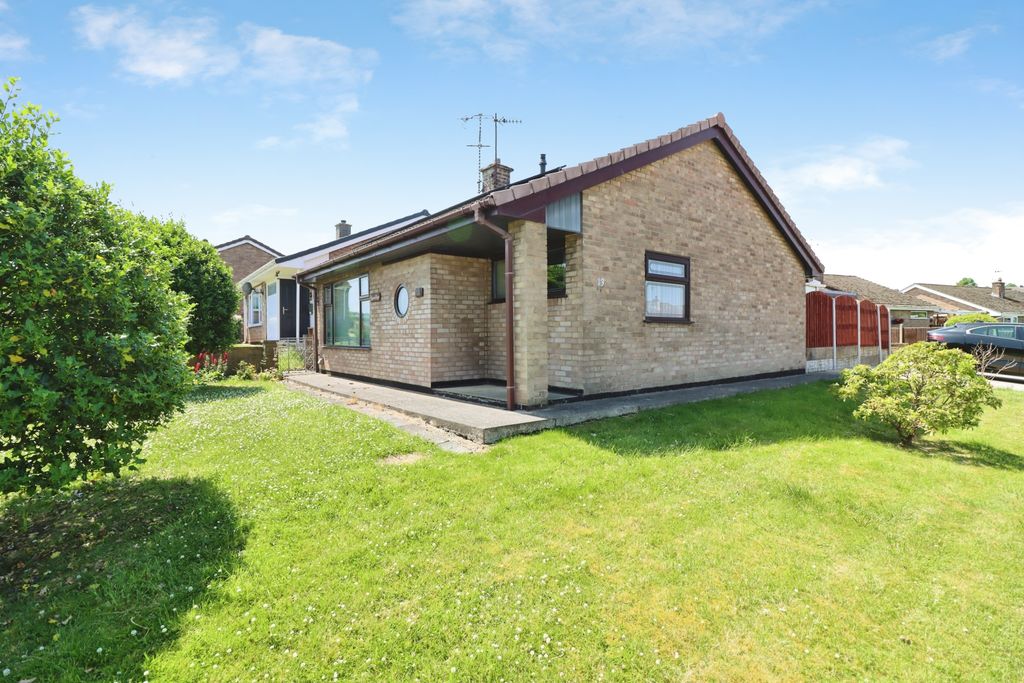 Property photo 1 of 15 Detached Bungalow