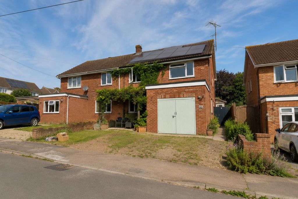 Property photo 1 of 23