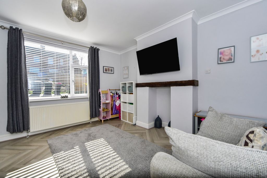 Property photo 3 of 19 Dsc_1515