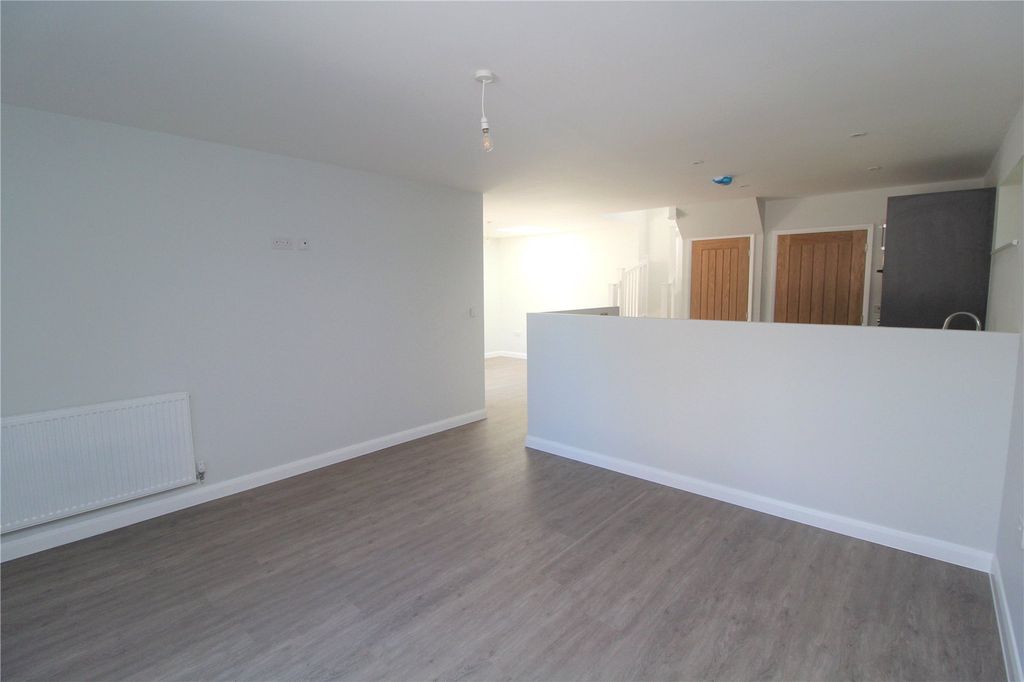 Property photo 3 of 10 Lounge View 2