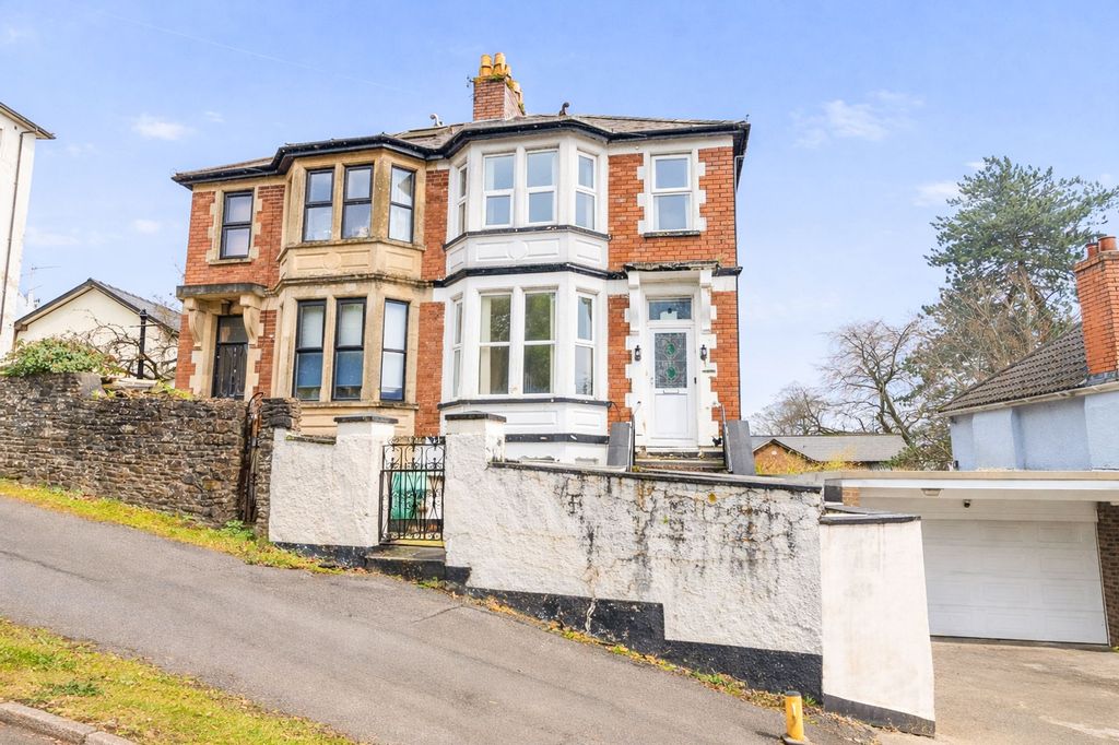 Property photo 1 of 24