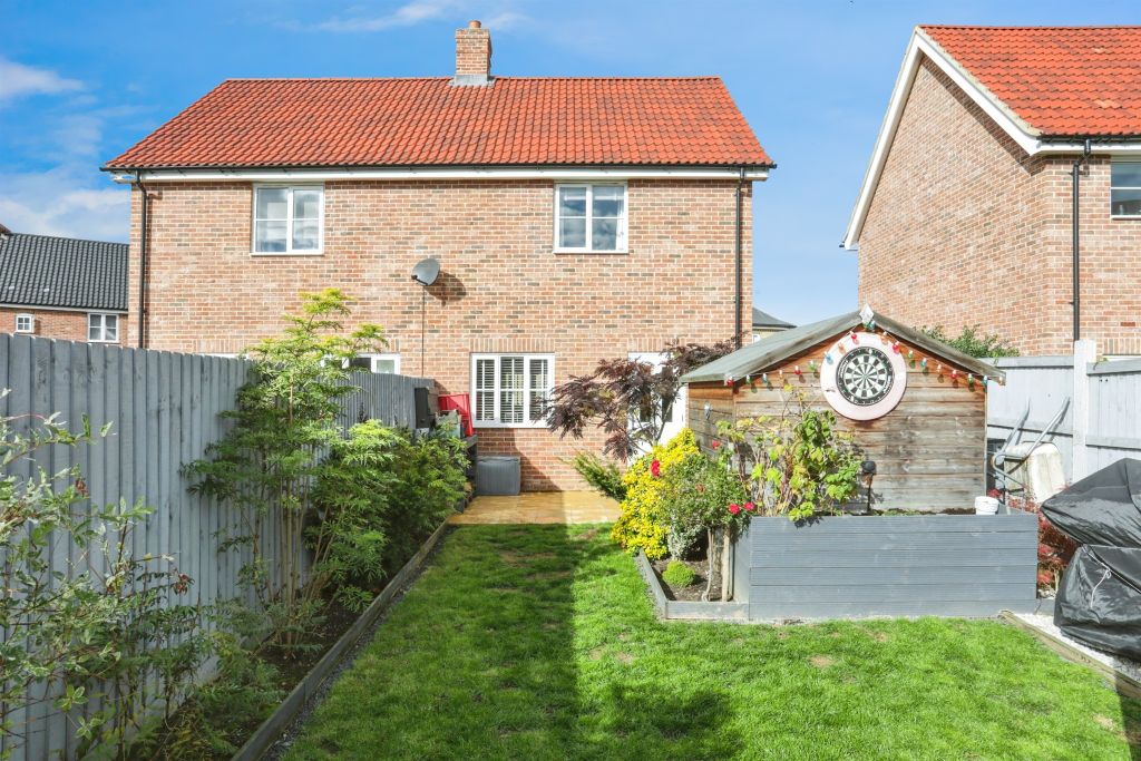 Property photo 2 of 13