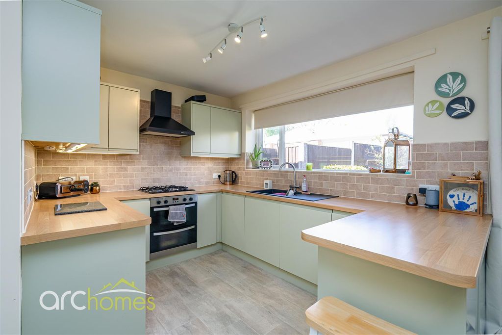 Property photo 3 of 18 Cumberland-7.Jpg