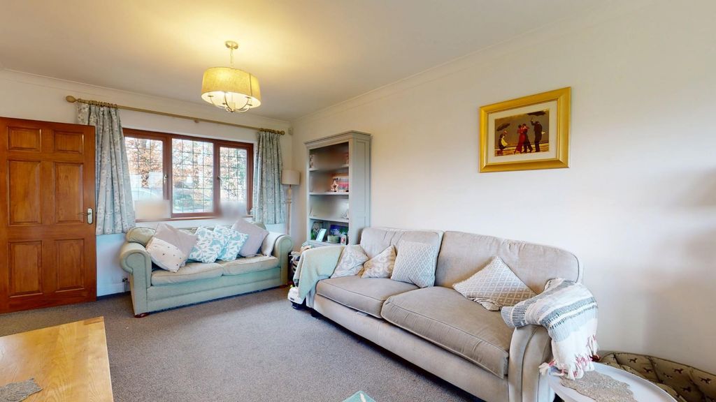 Property photo 3 of 20