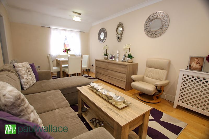 Property photo 2 of 6 Lounge