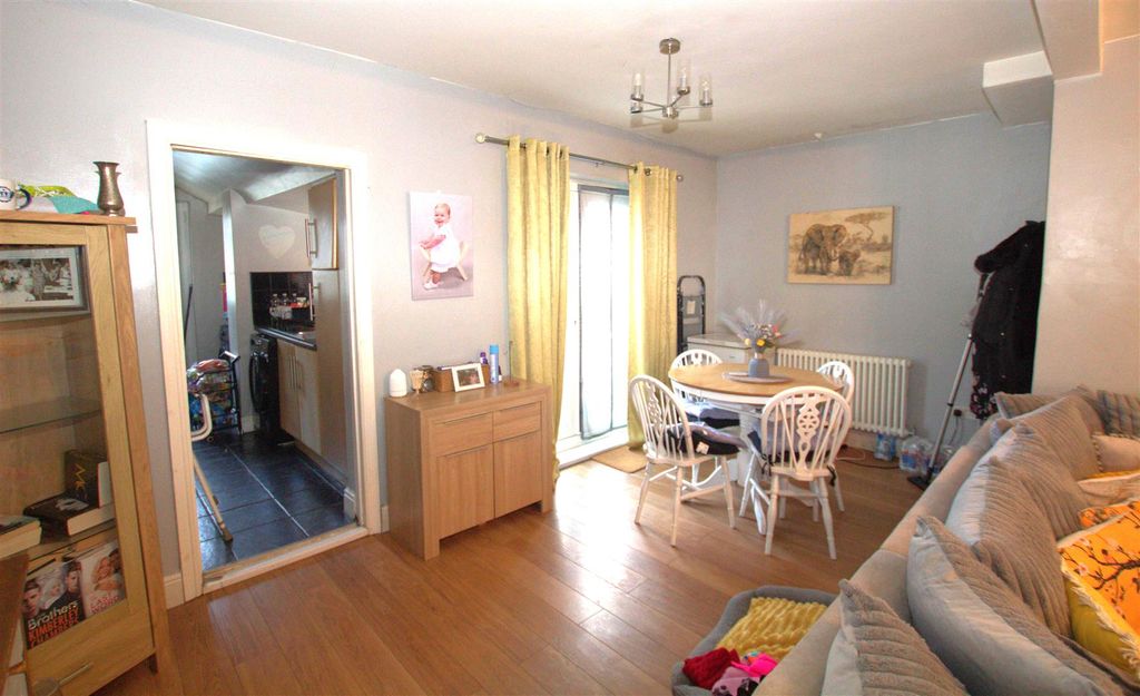 Property photo 3 of 9 Img_2779.Jpg