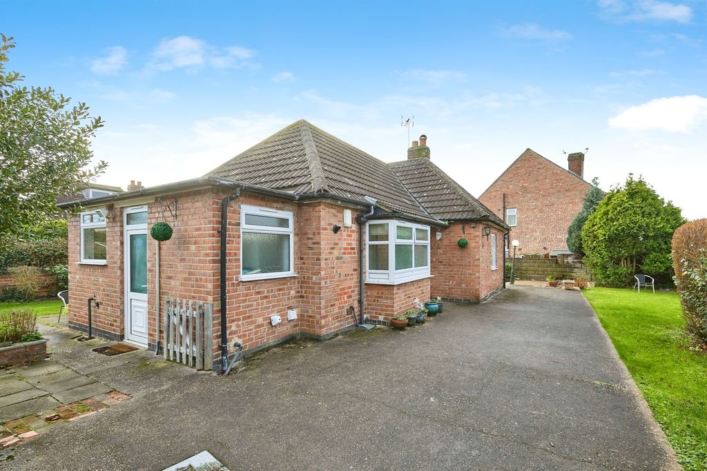 Property photo 1 of 20